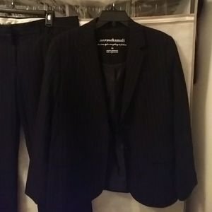 Norma Kamali slacks and blazer suit
